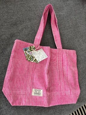 NWT SZ BLOCKPRINTS OVERSIZED COTTON CANVAS TOTE PINK/BLUE